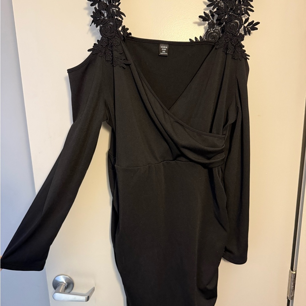 SHEIN Black Long Sleeve Dress with Floral Accents